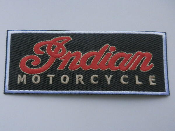 INDIAN　MOTORCYCLE　クロ/ゴールド　4角　ワッペン　（254203）