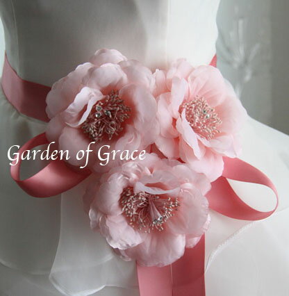 ドレスコサージュピンク【即納可】ウエディングドレス・二次会.パーティー・演奏会などの アクセとしても最適。ドレスコサージュとサテンリボンのセット