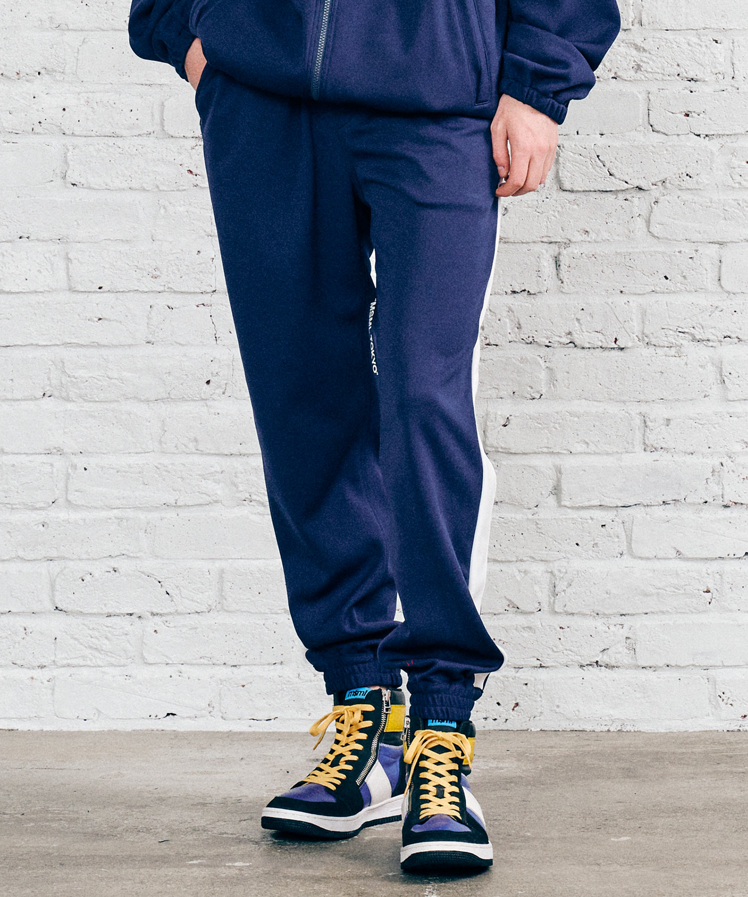 先行予約 高級 公式 Msml Jersey Pants Track Pants 冬 M11 02a5 Pl02 21aw T Uyo Hi Bonez ジャージ トラックパンツ パンツ カジュアル ファッション ブランド アメカジ ストリート スポーツ 高級 秋 冬 フルレングス メンズ メンズファッション Garden Tokyo