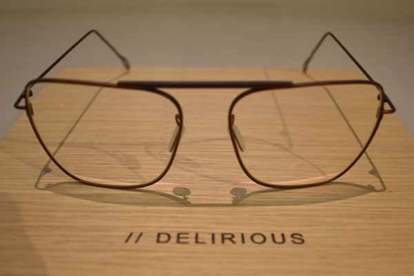 DELIRIOUS eyewear デリリオウス アイウェア　 