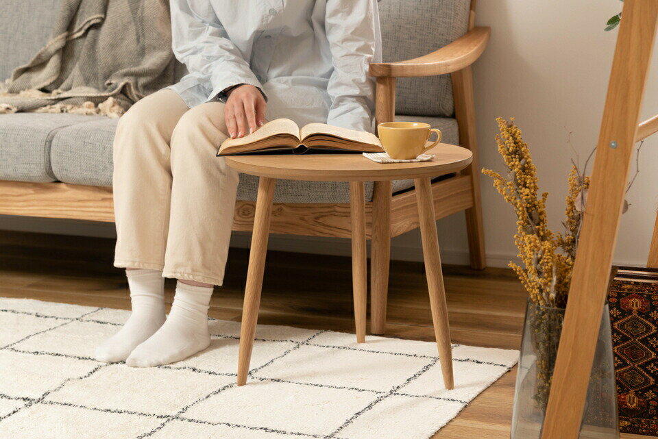 最大3000円OFFクーポン配布中 02/25(水)00:00〜 ラウンドテーブルS いろいろ テーブル ナチュラル 木目 美しい ホワイト オーク リビング ネスト インテリア 高い シンプル 細い コンパクト 足元 広い サイドテーブル ネストテーブル 北欧 かわいい おしゃれ