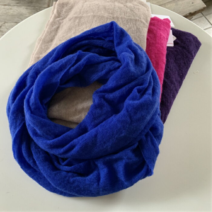 【Pin1876】【Cashmere snood】カシミアスヌード なめらかな肌触り 薄手であたたかい ピンク パープル 幅50cm インポート 送料無料 イタリア製