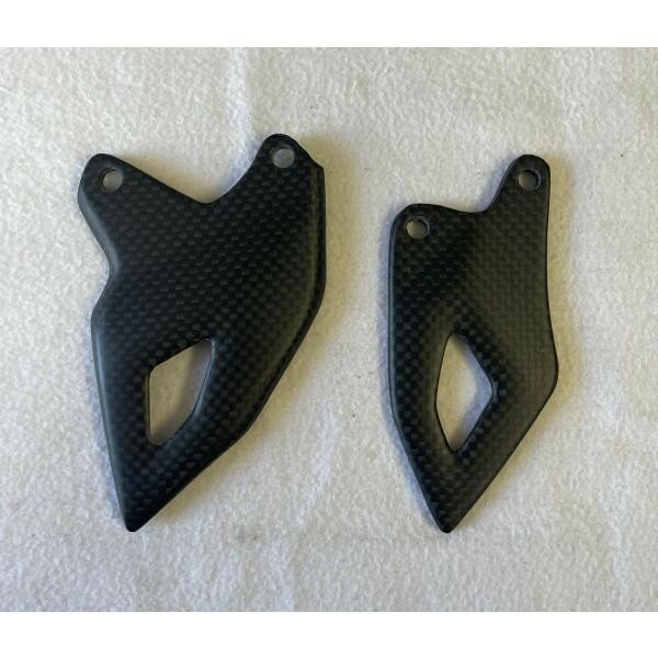 CARBONVANI カーボンバーニ DUCATI V4S 2025 ヒール・ガード ドゥカティ