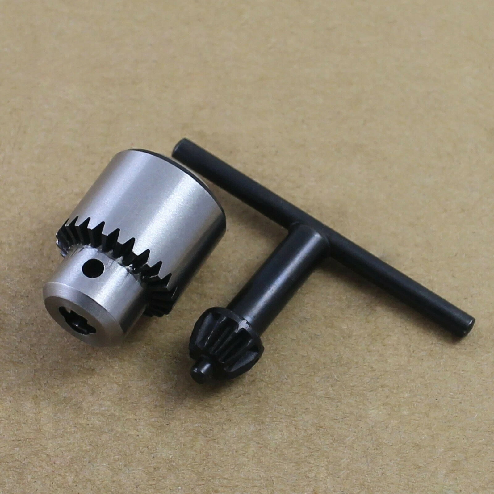 Rakuten - M7 x 0.75 チャック範囲 0.3～4mm 8ミリ時計旋盤用 ドリルチャック JT0テーパーマウント