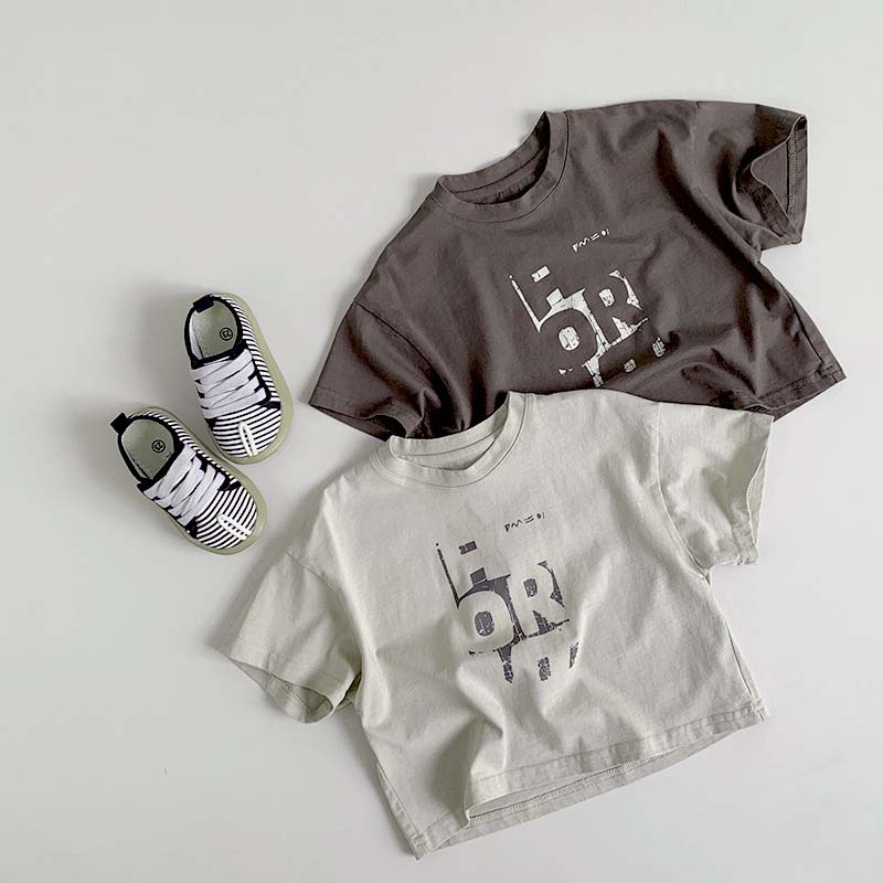 Rakuten - Tシャツ キッズ 男の子 女の子 半袖 ベビー服 tシャツ 子供服 トップス ジュニア 綿 コットン カットソー 夏服 ユニセックス 子ども服 赤ちゃん おしゃれ 可愛い 保育園 幼稚園 小学生 80cm 90cm 100cm 110cm 120cm 130cm 誕生日 プレゼント シンプル 送料無料