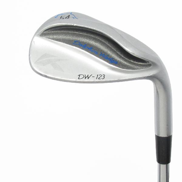 商品説明シャフトDynamic Goldロフト54フレックスS200左右右用長さ35.25重量(g)473±バランスD5.5±程度Dヘッドカバー無付属品無グリップ-グリップ程度汚れ・消耗在庫店舗ネット店備考グリップ破損箇所有。商品の程度についてAメーカーフィルムで保護されていて使用痕跡が全く見られない状態Bバックフェース・シャフト・ソール・フェースに目立たない傷はあるが、全体的にきれいな状態Cバックフェース・シャフトソール・フェースに擦り傷・当たり傷など使用感のある傷が見られる状態Dバックフェース・シャフト・ソール・フェースに大きな擦り傷・当たり傷が見られる状態E全体的に汚く見える状態(使用に問題はございません)注意事項・注文手続き完了後の内容変更・キャンセル・交換・返品はお受けできません。あらかじめご了承ください。・ゴルフガレージ店頭でも販売しておりますので、タイミングによっては店頭完売によりご用意できない場合もございます。・重量・バランスについては弊社実測値です。・長さは、メーカーによって測定方法が異なるため、シャフト改造の痕跡が認められない場合、実測値が近似値であればメーカー公表値を表示しています。※アイアンセットの場合は、主に5番アイアンの長さを表示しています。中古