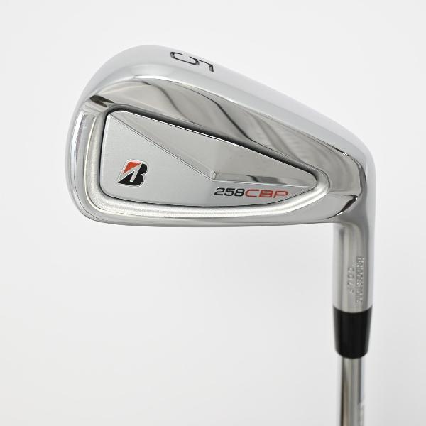 商品説明シャフトN.S.PRO MODUS3 TOUR 105 DUAL FLOWロフト23.5フレックスS左右右用長さ38.25重量(g)405±バランスD2.5±程度Cヘッドカバー無付属品無グリップ-グリップ程度良在庫店舗新橋銀座口店セット内容6本:#5 #6 #7 #8 #9 PW備考#9：ソール削れ傷、錆浮きあり。出荷予定時期通常2日後に出荷商品の程度についてAメーカーフィルムで保護されていて使用痕跡が全く見られない状態Bバックフェース・シャフト・ソール・フェースに目立たない傷はあるが、全体的にきれいな状態Cバックフェース・シャフトソール・フェースに擦り傷・当たり傷など使用感のある傷が見られる状態Dバックフェース・シャフト・ソール・フェースに大きな擦り傷・当たり傷が見られる状態E全体的に汚く見える状態(使用に問題はございません)注意事項・注文手続き完了後の内容変更・キャンセル・交換・返品はお受けできません。あらかじめご了承ください。・ゴルフガレージ店頭でも販売しておりますので、タイミングによっては店頭完売によりご用意できない場合もございます。・重量・バランスについては弊社実測値です。・長さは、メーカーによって測定方法が異なるため、シャフト改造の痕跡が認められない場合、実測値が近似値であればメーカー公表値を表示しています。※アイアンセットの場合は、主に5番アイアンの長さを表示しています。中古
