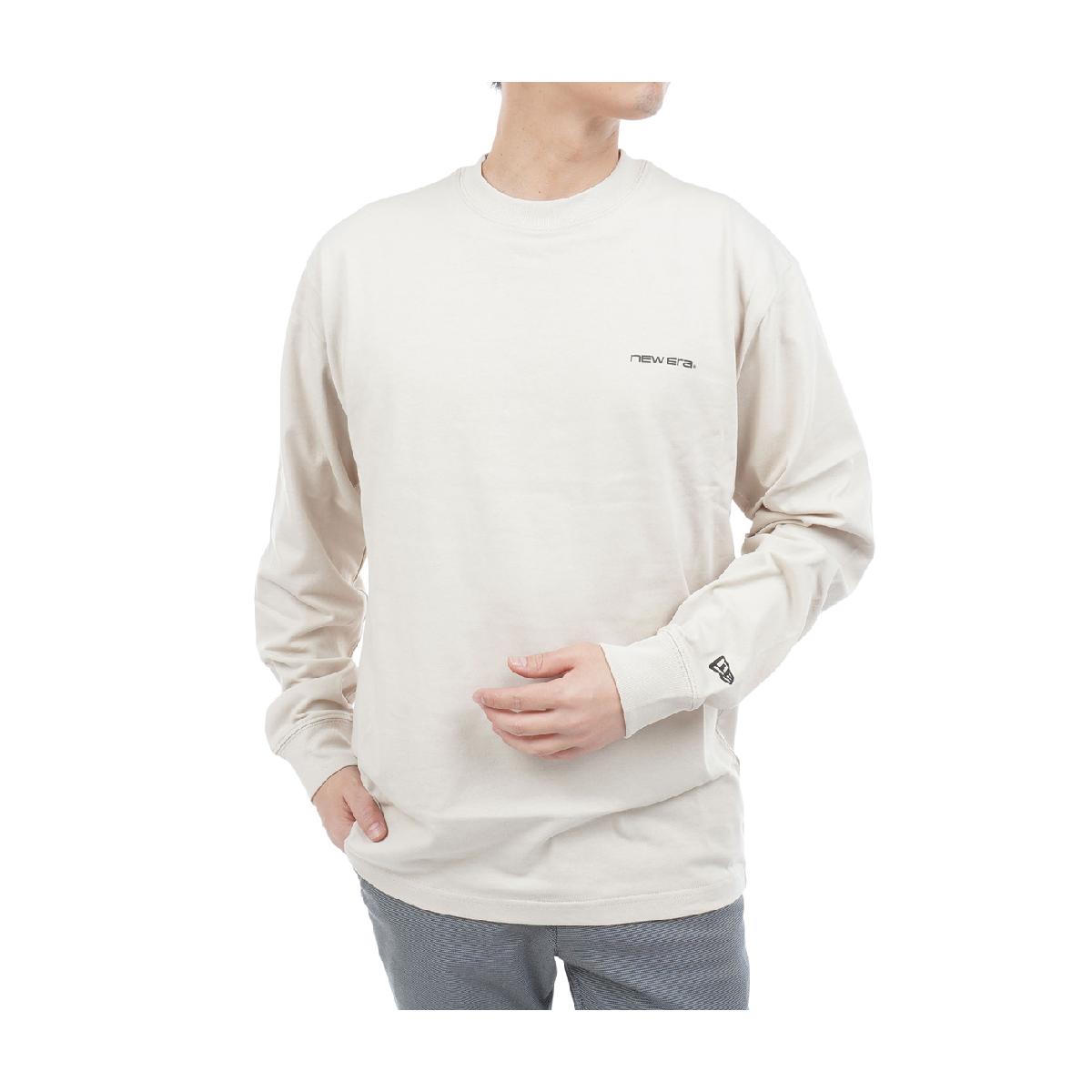 CT バンダナ ロゴ 長袖Tシャツニューエラ / NEW ERA商品の特徴オリジナルのバンダナ柄をフィーチャーしたコレクション。8オンスのコットン生地を使用し、しっかりとした着心地が特徴。素材本体：綿100％サイズバリエーションM、L、XL対象メンズ製造国中国シーズン2026年秋冬モデル【GDO計測実寸値】(cm)M:着丈68、ゆき丈88、身幅52.5L:着丈72、ゆき丈90、身幅55XL:着丈72.5、ゆき丈94、身幅59.5※伸縮素材やデザインによってメーカー公表推奨サイズより実寸値が小さい場合がございます。※実際に採寸した数値を掲載しております。商品タグにはメーカー推奨サイズ（想定しているボディサイズ）が記載されており、実寸とは異なりますのでご注意ください。【メーカー公表実寸サイズ】(cm)M：着丈70、身幅52、肩幅47、袖丈61.5L：着丈73、身幅55、肩幅50、袖丈63XL：着丈76、身幅58、肩幅53、袖丈64.5【実寸計測箇所】着丈 ：後ろ襟ぐり（襟の付け根）中央から後身頃裾口までの長さゆき丈：後ろ襟ぐり（襟の付け根）中央から肩先を通り袖口までの長さ身幅 ：脇部袖の付け根左右両端の長さウエスト(A)：履き口左右両端の長さを2倍ウエスト(B)：内股合わせ（※）から股上前面へ20cmの地点の左右両端の長さを2倍ヒップ ：内股合わせ（※）から股上前面へ15cmの地点の左右両端の長さを2倍股上 ：内股合わせ（※）から履き口上端までの長さ股下 ：内股合わせ（※）から内股の縫い目に沿った裾口までの長さわたり幅 ：内股合わせ（※）から水平方向に外側へ端まで結んだ長さ(※)パンツの股部分の左右の分かれ目の起点※GDO独自の採寸方法により計測を行っておりますため、多少の誤差が生じる場合がございます。fwnew