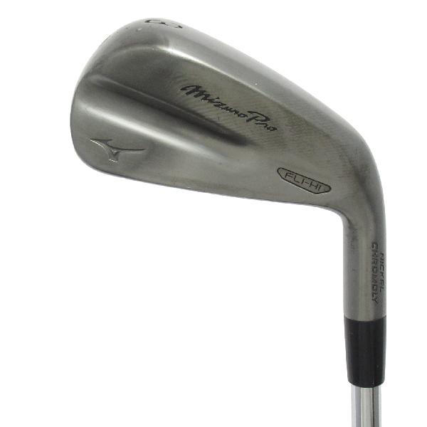 商品説明シャフトN.S.PRO MODUS3 TOUR 105ロフト19フレックスX左右右用長さ39.25重量(g)392±バランスD2.5±程度Cヘッドカバー無付属品無グリップ-グリップ程度良在庫店舗ネット店備考商品の程度についてAメーカーフィルムで保護されていて使用痕跡が全く見られない状態Bクラウン・バックフェース・シャフトに傷はなく、ソール・フェースに目立たない傷はあるが、全体的にきれいな状態Cクラウン・バックフェース・シャフトに目立たない傷が確認できる状態ソール・フェースに擦り傷・当たり傷など使用感のある傷が見られる状態Dクラウン・バックフェース・シャフトに擦り傷・当たり傷・小さな凹み・目立つ塗装剥がれが確認できる状態ソール・フェースに爪にかかるような擦り傷・当たり傷が見られる状態E全体的に汚く見える状態(使用に問題はございません)注意事項・注文手続き完了後の内容変更・キャンセル・交換・返品はお受けできません。あらかじめご了承ください。・ゴルフガレージ店頭でも販売しておりますので、タイミングによっては店頭完売によりご用意できない場合もございます。・重量・バランスについては弊社実測値です。・長さは、メーカーによって測定方法が異なるため、シャフト改造の痕跡が認められない場合、実測値が近似値であればメーカー公表値を表示しています。※アイアンセットの場合は、主に5番アイアンの長さを表示しています。中古