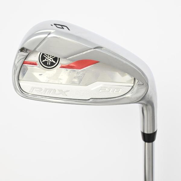 商品説明シャフトN.S.PRO RMX95ロフト27フレックスS左右右用長さ37.5重量(g)402±バランスD2±程度Cヘッドカバー無付属品無グリップ-グリップ程度汚れ・消耗在庫店舗ネット店セット内容5本:#6 #7 #8 #9 PW備考商品の程度についてAメーカーフィルムで保護されていて使用痕跡が全く見られない状態Bバックフェース・シャフト・ソール・フェースに目立たない傷はあるが、全体的にきれいな状態Cバックフェース・シャフトソール・フェースに擦り傷・当たり傷など使用感のある傷が見られる状態Dバックフェース・シャフト・ソール・フェースに大きな擦り傷・当たり傷が見られる状態E全体的に汚く見える状態(使用に問題はございません)注意事項・注文手続き完了後の内容変更・キャンセル・交換・返品はお受けできません。あらかじめご了承ください。・ゴルフガレージ店頭でも販売しておりますので、タイミングによっては店頭完売によりご用意できない場合もございます。・重量・バランスについては弊社実測値です。・長さは、メーカーによって測定方法が異なるため、シャフト改造の痕跡が認められない場合、実測値が近似値であればメーカー公表値を表示しています。※アイアンセットの場合は、主に5番アイアンの長さを表示しています。中古 pricedown