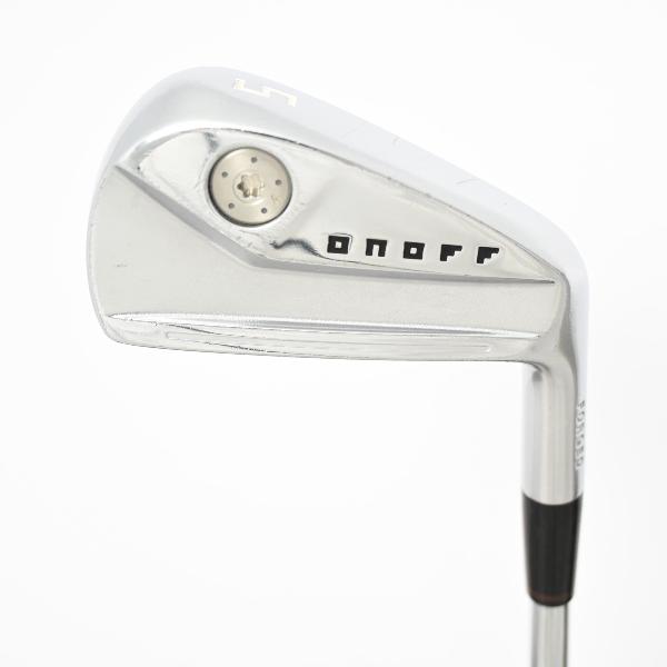 商品説明シャフトN.S.PRO MODUS3 TOUR 115ロフト25フレックスS左右右用長さ37.75重量(g)417±バランスD2±程度Cヘッドカバー無付属品無グリップ-グリップ程度汚れ・消耗在庫店舗ネット店セット内容6本:#5 #6 #7 #8 #9 PW備考商品の程度についてAメーカーフィルムで保護されていて使用痕跡が全く見られない状態Bバックフェース・シャフト・ソール・フェースに目立たない傷はあるが、全体的にきれいな状態Cバックフェース・シャフトソール・フェースに擦り傷・当たり傷など使用感のある傷が見られる状態Dバックフェース・シャフト・ソール・フェースに大きな擦り傷・当たり傷が見られる状態E全体的に汚く見える状態(使用に問題はございません)注意事項・注文手続き完了後の内容変更・キャンセル・交換・返品はお受けできません。あらかじめご了承ください。・ゴルフガレージ店頭でも販売しておりますので、タイミングによっては店頭完売によりご用意できない場合もございます。・重量・バランスについては弊社実測値です。・長さは、メーカーによって測定方法が異なるため、シャフト改造の痕跡が認められない場合、実測値が近似値であればメーカー公表値を表示しています。※アイアンセットの場合は、主に5番アイアンの長さを表示しています。中古