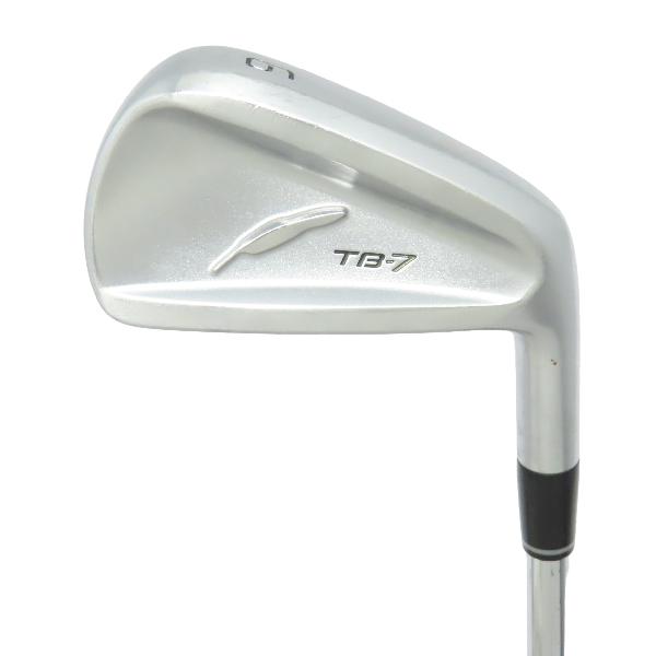 商品説明シャフトN.S.PRO MODUS3 TOUR 105ロフト26フレックスS左右右用長さ37.75重量(g)410±バランスD1.5±程度Cヘッドカバー無付属品無グリップ-グリップ程度汚れ・消耗在庫店舗港北ニュータウン店セット内容5本:#6 #7 #8 #9 PW備考出荷予定時期通常2日後に出荷商品の程度についてAメーカーフィルムで保護されていて使用痕跡が全く見られない状態Bバックフェース・シャフト・ソール・フェースに目立たない傷はあるが、全体的にきれいな状態Cバックフェース・シャフトソール・フェースに擦り傷・当たり傷など使用感のある傷が見られる状態Dバックフェース・シャフト・ソール・フェースに大きな擦り傷・当たり傷が見られる状態E全体的に汚く見える状態(使用に問題はございません)注意事項・注文手続き完了後の内容変更・キャンセル・交換・返品はお受けできません。あらかじめご了承ください。・ゴルフガレージ店頭でも販売しておりますので、タイミングによっては店頭完売によりご用意できない場合もございます。・重量・バランスについては弊社実測値です。・長さは、メーカーによって測定方法が異なるため、シャフト改造の痕跡が認められない場合、実測値が近似値であればメーカー公表値を表示しています。※アイアンセットの場合は、主に5番アイアンの長さを表示しています。中古