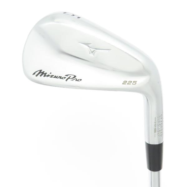商品説明シャフトDynamic Gold 95ロフト24フレックスS200左右右用長さ37.75重量(g)401±バランスD2.5±程度Cヘッドカバー無付属品無グリップ-グリップ程度汚れ・消耗在庫店舗ネット店セット内容6本:#5 #6 #7 #8 #9 PW備考商品の程度についてAメーカーフィルムで保護されていて使用痕跡が全く見られない状態Bバックフェース・シャフト・ソール・フェースに目立たない傷はあるが、全体的にきれいな状態Cバックフェース・シャフトソール・フェースに擦り傷・当たり傷など使用感のある傷が見られる状態Dバックフェース・シャフト・ソール・フェースに大きな擦り傷・当たり傷が見られる状態E全体的に汚く見える状態(使用に問題はございません)注意事項・注文手続き完了後の内容変更・キャンセル・交換・返品はお受けできません。あらかじめご了承ください。・ゴルフガレージ店頭でも販売しておりますので、タイミングによっては店頭完売によりご用意できない場合もございます。・重量・バランスについては弊社実測値です。・長さは、メーカーによって測定方法が異なるため、シャフト改造の痕跡が認められない場合、実測値が近似値であればメーカー公表値を表示しています。※アイアンセットの場合は、主に5番アイアンの長さを表示しています。中古