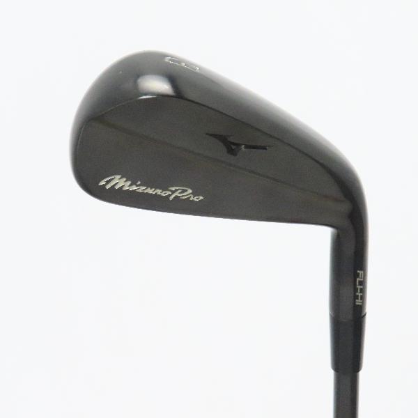 商品説明シャフトNEW OT IRON 75ロフト19フレックスS左右右用長さ39重量(g)377±バランスD2±程度Cヘッドカバー無付属品無グリップ-グリップ程度良在庫店舗松戸八柱店備考出荷予定時期通常2日後に出荷商品の程度についてAメーカーフィルムで保護されていて使用痕跡が全く見られない状態Bクラウン・バックフェース・シャフトに傷はなく、ソール・フェースに目立たない傷はあるが、全体的にきれいな状態Cクラウン・バックフェース・シャフトに目立たない傷が確認できる状態ソール・フェースに擦り傷・当たり傷など使用感のある傷が見られる状態Dクラウン・バックフェース・シャフトに擦り傷・当たり傷・小さな凹み・目立つ塗装剥がれが確認できる状態ソール・フェースに爪にかかるような擦り傷・当たり傷が見られる状態E全体的に汚く見える状態(使用に問題はございません)注意事項・注文手続き完了後の内容変更・キャンセル・交換・返品はお受けできません。あらかじめご了承ください。・ゴルフガレージ店頭でも販売しておりますので、タイミングによっては店頭完売によりご用意できない場合もございます。・重量・バランスについては弊社実測値です。・長さは、メーカーによって測定方法が異なるため、シャフト改造の痕跡が認められない場合、実測値が近似値であればメーカー公表値を表示しています。※アイアンセットの場合は、主に5番アイアンの長さを表示しています。中古