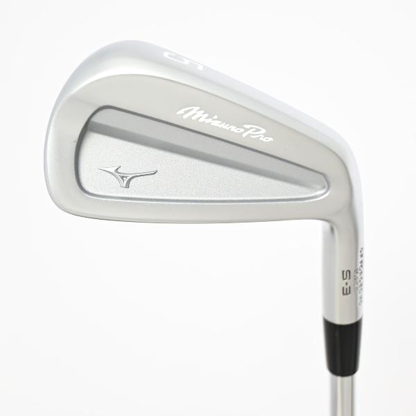 商品説明シャフトDynamic Gold 120ロフト27フレックスS200左右右用長さ38.25重量(g)420±バランスD3.5±程度Bヘッドカバー無付属品無グリップ-グリップ程度良在庫店舗ネット店セット内容6本:#5 #6 #7 #8 #9 PW備考商品の程度についてAメーカーフィルムで保護されていて使用痕跡が全く見られない状態Bバックフェース・シャフト・ソール・フェースに目立たない傷はあるが、全体的にきれいな状態Cバックフェース・シャフトソール・フェースに擦り傷・当たり傷など使用感のある傷が見られる状態Dバックフェース・シャフト・ソール・フェースに大きな擦り傷・当たり傷が見られる状態E全体的に汚く見える状態(使用に問題はございません)注意事項・注文手続き完了後の内容変更・キャンセル・交換・返品はお受けできません。あらかじめご了承ください。・ゴルフガレージ店頭でも販売しておりますので、タイミングによっては店頭完売によりご用意できない場合もございます。・重量・バランスについては弊社実測値です。・長さは、メーカーによって測定方法が異なるため、シャフト改造の痕跡が認められない場合、実測値が近似値であればメーカー公表値を表示しています。※アイアンセットの場合は、主に5番アイアンの長さを表示しています。中古 tryshotresale