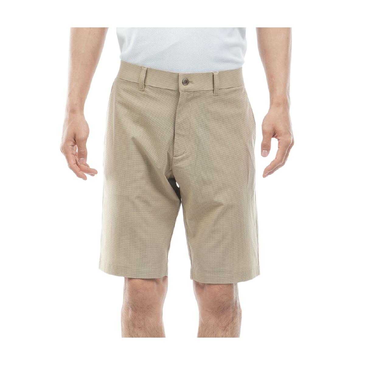 ストレッチ ドットメッシュハーフパンツマンシングウェア / Munsingwear商品の特徴About Munsingwearマンシングウェアは、1886年にニットウェアメーカーとして誕生した伝統あるブランドです。1955年に初めてニットのゴルフシャツを発表して以来今日もなおゴルフシーンにおいてその歩みを続けています。---夏のゴルフを快適に。窮屈感のないスタイリッシュなメッシュハーフパンツ---【特徴】・ハリのあるメッシュ素材で仕立てたハーフパンツです。・後ろのウエスト部分にゴムが入っており、お腹周りをゆったりとさせ、窮屈さを軽減しています。・こだわりのパターン設計により、動きやすさとスタイリッシュな見た目を両立しています。【素材】・ストレッチ性のあるメッシュ素材を使用しています。・サラサラとした肌触りで、優れた清涼感を提供します。【機能】・適度なストレッチ性を備えています。・しゃがむなどの足の動きを妨げず、快適な履き心地を実現しています。【シルエット】・着映えする、ほどよいレギュラーシルエットです。・様々なトップスと合わせやすく、夏のゴルフシーンはもちろん、日常生活でも活躍します。素材ポリエステル53％、複合繊維(ポリエステル)47％機能吸汗速乾、ストレッチサイズバリエーション74-78、79-83、84-88、89-94、95-100対象メンズ製造国中国シーズン2026年春夏モデル【メーカー公表推奨サイズ】(cm)74-78:ウエスト74-7879-83:ウエスト79-8384-88:ウエスト84-8889-94:ウエスト89-9495-100:ウエスト95-100【GDO計測実寸値】(cm)74-78:ウエスト(A)73、ウエスト(B)84、ヒップ91、股上26.5、股下27、わたり幅32.579-83:ウエスト(A)77、ウエスト(B)91、ヒップ98、股上27、股下27.5、わたり幅3484-88:ウエスト(A)83、ウエスト(B)95、ヒップ102、股上27.8、股下29、わたり幅35.589-94:ウエスト(A)87、ウエスト(B)102、ヒップ108、股上28.7、股下30、わたり幅36.595-100:ウエスト(A)92、ウエスト(B)110、ヒップ115、股上29、股下31、わたり幅38.5※伸縮素材やデザインによってメーカー公表推奨サイズより実寸値が小さい場合がございます。※実際に採寸した数値を掲載しております。商品タグにはメーカー推奨サイズ（想定しているボディサイズ）が記載されており、実寸とは異なりますのでご注意ください。【実寸計測箇所】着丈 ：後ろ襟ぐり（襟の付け根）中央から後身頃裾口までの長さゆき丈：後ろ襟ぐり（襟の付け根）中央から肩先を通り袖口までの長さ身幅 ：脇部袖の付け根左右両端の長さウエスト(A)：履き口左右両端の長さを2倍ウエスト(B)：内股合わせ（※）から股上前面へ20cmの地点の左右両端の長さを2倍ヒップ ：内股合わせ（※）から股上前面へ15cmの地点の左右両端の長さを2倍股上 ：内股合わせ（※）から履き口上端までの長さ股下 ：内股合わせ（※）から内股の縫い目に沿った裾口までの長さわたり幅 ：内股合わせ（※）から水平方向に外側へ端まで結んだ長さ(※)パンツの股部分の左右の分かれ目の起点※GDO独自の採寸方法により計測を行っておりますため、多少の誤差が生じる場合がございます。ssnew