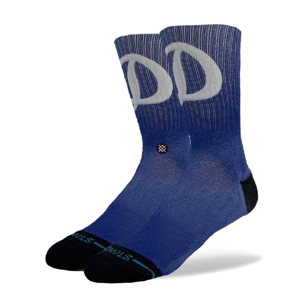 DODGERS BP クルーソックススタンス / STANCE商品の特徴●MLBチームソックス●スタイル：クルー●素材：ポリブレンドアメリカ合衆国カリフォルニア州ロサンゼルスにあるドジャー・スタジアムに本拠地を構える大リーグロサンゼルス・ドジャースのチームソックス。肌触りの良い滑らかな素材と深いヒールポケットが足のラインに心地よくフィットし、踵とつま先部分に施された強化加工が優れた耐久性を実現。スタンスならではの極上のフィット感と遊び心あふれるデザインでコーディネートにインパクトをプラスします。素材ポリエステル、コットン、ナイロン、ポリウレタンサイズバリエーションL(25.5-29cm)対象メンズ製造国中国シーズン2025年モデルbaseball gwbargainone gwbargainmallone gwbargaina secret