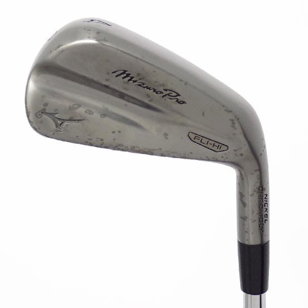 商品説明シャフトN.S.PRO MODUS3 TOUR 105ロフト21.5フレックスS左右右用長さ38.75重量(g)399±バランスD1±程度CDヘッドカバー無付属品無グリップ-グリップ程度良在庫店舗港北ニュータウン店備考ヘッド錆浮き有。出荷予定時期通常2日後に出荷商品の程度についてAメーカーフィルムで保護されていて使用痕跡が全く見られない状態Bクラウン・バックフェース・シャフトに傷はなく、ソール・フェースに目立たない傷はあるが、全体的にきれいな状態Cクラウン・バックフェース・シャフトに目立たない傷が確認できる状態ソール・フェースに擦り傷・当たり傷など使用感のある傷が見られる状態Dクラウン・バックフェース・シャフトに擦り傷・当たり傷・小さな凹み・目立つ塗装剥がれが確認できる状態ソール・フェースに爪にかかるような擦り傷・当たり傷が見られる状態E全体的に汚く見える状態(使用に問題はございません)注意事項・注文手続き完了後の内容変更・キャンセル・交換・返品はお受けできません。あらかじめご了承ください。・ゴルフガレージ店頭でも販売しておりますので、タイミングによっては店頭完売によりご用意できない場合もございます。・重量・バランスについては弊社実測値です。・長さは、メーカーによって測定方法が異なるため、シャフト改造の痕跡が認められない場合、実測値が近似値であればメーカー公表値を表示しています。※アイアンセットの場合は、主に5番アイアンの長さを表示しています。中古 tryshotresale