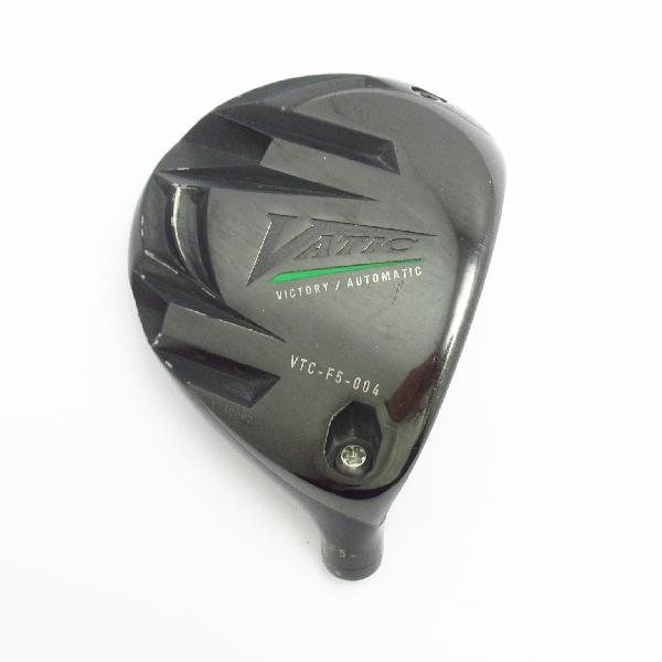 商品説明シャフトヘッド単体ロフト18フレックス-左右右用長さ-重量(g)-バランス-程度CDヘッドカバー有付属品無グリップ-グリップ程度-在庫店舗西葛西店備考VATIC。出荷予定時期通常2日後に出荷商品の程度についてAメーカーフィルムで保護されており、使用痕跡が全く見られない状態Bクラウン・バックフェースに傷はなく、ソール・フェースに目立たない傷はあるが、全体的にきれいな状態Cクラウン・バックフェース・ソール・フェースに擦り傷・当たり傷など使用感のある傷が見られる状態Dクラウン・バックフェース・ソール・フェースに大きな擦り傷・当たり傷が見られる状態E全体的に汚く見えるが使用には問題ない状態注意事項・注文手続き完了後の内容変更・キャンセル・交換・返品はお受けできません。あらかじめご了承ください。・ゴルフガレージ店頭でも販売しておりますので、タイミングによっては店頭完売によりご用意できない場合もございます。・重量・バランスについては弊社実測値です。・長さは、メーカーによって測定方法が異なるため、シャフト改造の痕跡が認められない場合、実測値が近似値であればメーカー公表値を表示しています。※アイアンセットの場合は、主に5番アイアンの長さを表示しています。中古