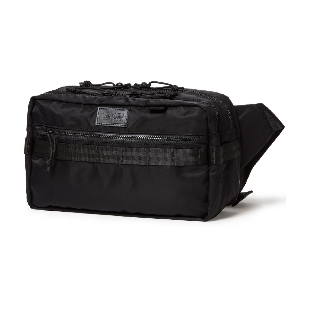 SQUARE TWL ウエストバッグニューエラ / NEW ERA商品の特徴ボックス型のシルエットが特徴的な「SquareWaistBag」。小物の収納に特化したディテールを多数搭載し、タウンユースからアウトドアまで幅広く対応。ストラップの取付け角度などを考慮した設計で、着用時のブレを軽減し、フィット感を高めている。鍵などを管理しやすいフックを配備。小物の収納と管理に便利なインナーポケットを配備。高いクッション性を持つインナーポケットは収納物の保護に適している。外側に付属のループ部分には別売りの「CapClip」を装着可能。ボディ左下にフラッグロゴをレイアウト。素材ナイロンサイズバリエーションW30×H18×D13cm製造国ベトナムシーズン2025年モデル