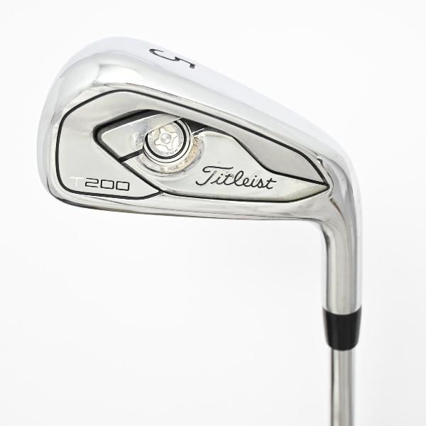 商品説明シャフトN.S.PRO 950GH neoロフト24フレックスS左右右用長さ38重量(g)405±バランスD2±程度CDヘッドカバー無付属品無グリップ-グリップ程度汚れ・消耗在庫店舗ネット店セット内容6本:#5 #6 #7 #8 #9 PW備考全番手：シャフト錆浮き。商品の程度についてAメーカーフィルムで保護されていて使用痕跡が全く見られない状態Bバックフェース・シャフト・ソール・フェースに目立たない傷はあるが、全体的にきれいな状態Cバックフェース・シャフトソール・フェースに擦り傷・当たり傷など使用感のある傷が見られる状態Dバックフェース・シャフト・ソール・フェースに大きな擦り傷・当たり傷が見られる状態E全体的に汚く見える状態(使用に問題はございません)注意事項・注文手続き完了後の内容変更・キャンセル・交換・返品はお受けできません。あらかじめご了承ください。・ゴルフガレージ店頭でも販売しておりますので、タイミングによっては店頭完売によりご用意できない場合もございます。・重量・バランスについては弊社実測値です。・長さは、メーカーによって測定方法が異なるため、シャフト改造の痕跡が認められない場合、実測値が近似値であればメーカー公表値を表示しています。※アイアンセットの場合は、主に5番アイアンの長さを表示しています。中古