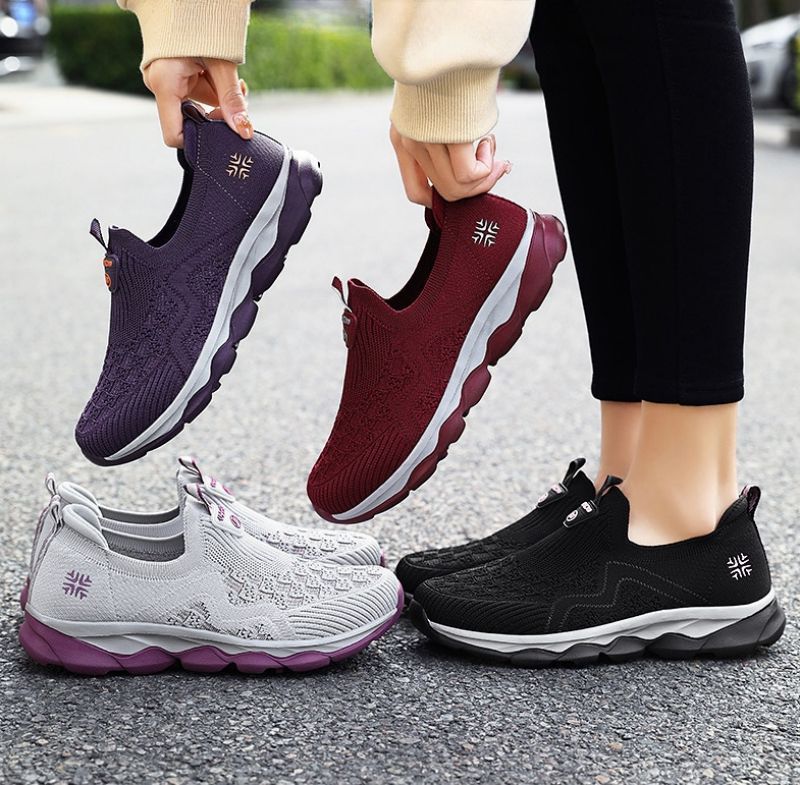 Rakuten - ウォーキングシューズ レディース スニーカー スリッポン ランニングシューズ ナースシューズ 黒 アウトドア ニット 軽量 美脚 超軽量 コンフォート 歩きやすい カジュアル 通気性