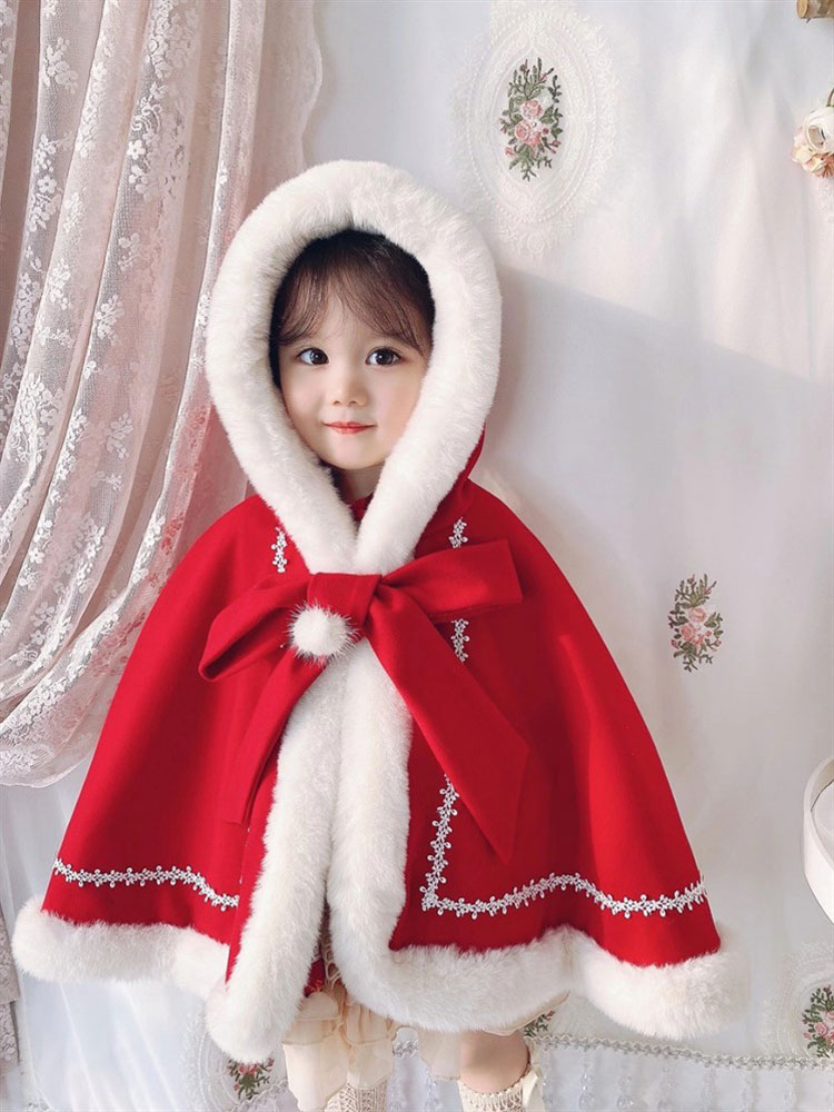 YLX TRADE楽天市場店の子供服 ケープ ベビークリスマス衣装 マント キッズ ふわふわ ポンチョ 子供 防寒 クリスマス服 女の子 サンタ風 コート 赤ちゃん かわいい 冬 アウター もこ 写真撮影 プレゼント｜アングル2