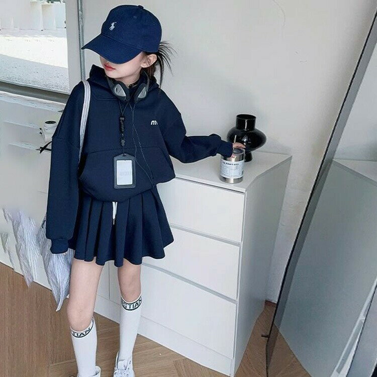スウェット セットアップ 女の子 春 スカート 上下セット キッズ 2点セット 長袖 トップス 可愛い おしゃれ パーカー トレーナー プリーツス カットソー プルオーバー スウェットシャツ