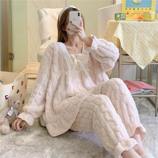 2色 もこもこ ルームウェア 上下セット 厚手 秋 冬 パジャマ 部屋着 レディース かわいい レース リボン モコモコ 長袖 パンツ ズボン フレンチ レトロ 大き 無地 ピンク ラブリー 2色 もこもこ ルームウェア 上下セット 厚手 秋 冬 パジャマ 部屋着 レディース かわいい レース リボン モコモコ 長袖 パンツ ズボン フレンチ レトロ 大き 無地 ピンク ラブリー