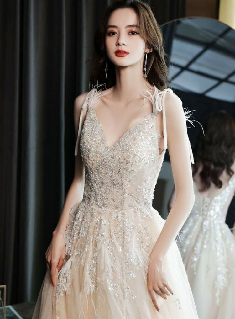 XS-3XL レディースウェディングドレスカラードレス 結婚式花嫁 披露宴刺繍 二次会 パーティードレス 演奏会 シャンパン 発表会 お嫁さん