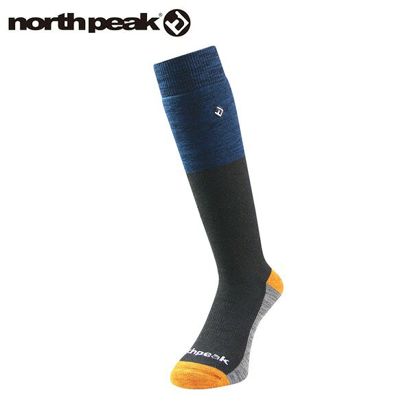 デザインソックス DESIGN SOCKS 総パイル編みで、クッション性に優れる。 乾式アクリルによるボリュームと保温性。 異型断面繊維による優れた吸水性。 ウール混で、吸放湿性や風合いが向上。 アンチピリング加工。 ■SIZE サイズ：23-25cm / 25-27cm ■SPEC 素材：アクリル、ポリエステル、毛、ポリウレタン 原産国：中国 north peak（ノースピーク）とは 衝撃吸収力、可動性、デザイン性、ファブリックすべてに真摯な姿勢を貫くnorth peakのプロテクターは、ビギナーからエキスパートまであらゆるスノーボーダーにとってのマストアイテムです。 north peakは、その技術力とアイデアを活かし機能性ソックス、スノーグローブ、ゴーグルなども展開。 トータルアクセサリーブランドへと成長を遂げています。 ※メーカーやモデル等によりサイズ感は異なります。サイズは目安としてお考えください。 ※写真の色と実際の商品の色は多少異なる場合がございます。 ※商品画像はメーカー提供のサンプル画像です。 製品仕様・デザインは改良のため予告なく変更される場合がありますのでご了承ください。 正規品 未使用新品 当店のブランド商品は全て本物です。安心してショッピングをお楽しみください。