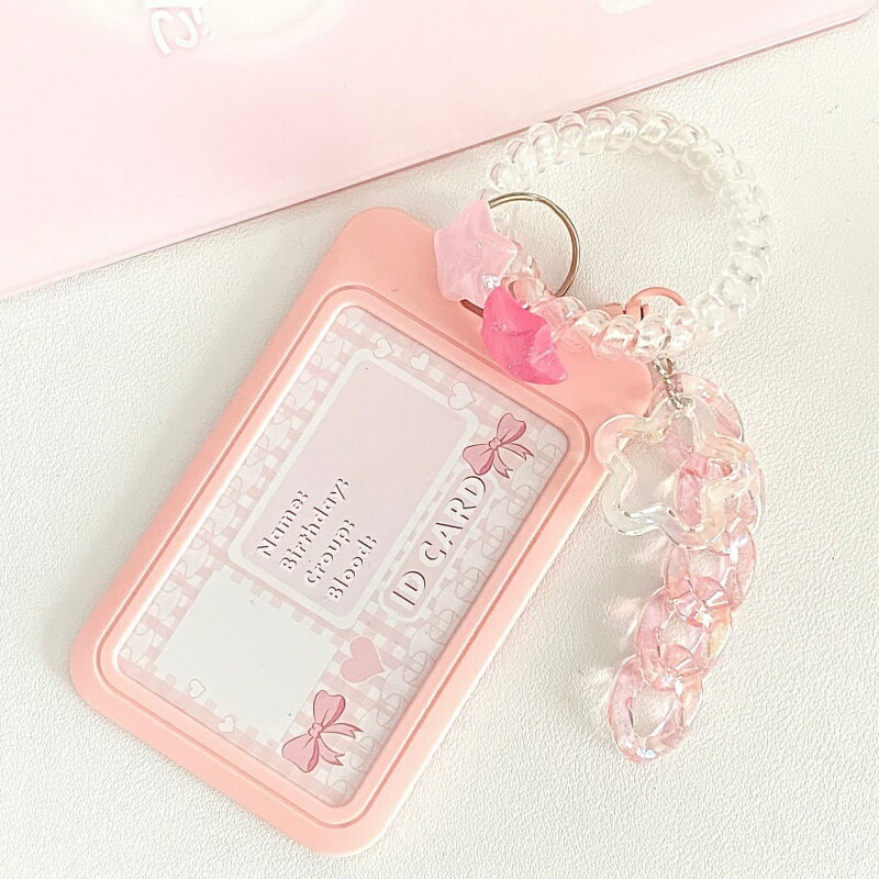 激安プラネットの送料無料 パスケース 定期入れ IDカードホルダー ストラップ 伸びる スプリング ハート 星 縦型 横型 タテ ヨコ かわいい おしゃれ 女の子 女子 女性 大人女子 プラスチック｜アングル3