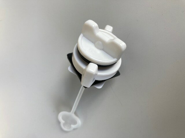 クーラーボックス　水栓