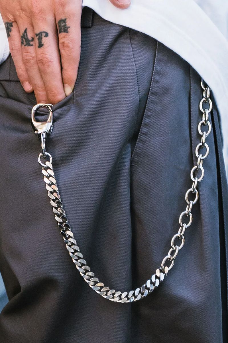 SubcietyiTuTGeBjBRASS WALLET CHAIN SILVER