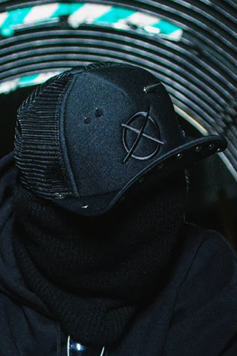 BLXCK Tokyo (ubNg[L[) Spiked Trucker Hat