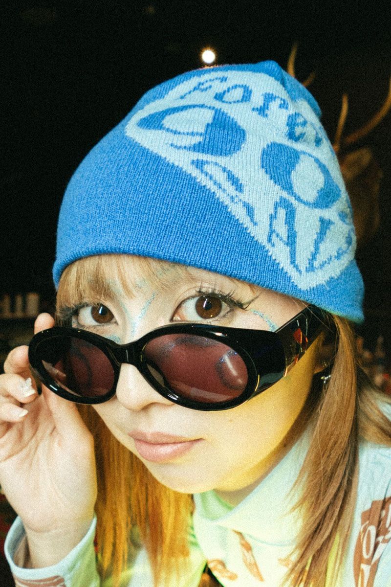 Forever 90s GALs(フォーエバーナインティーズギャルズ) Heart LOGO Beanie Blue