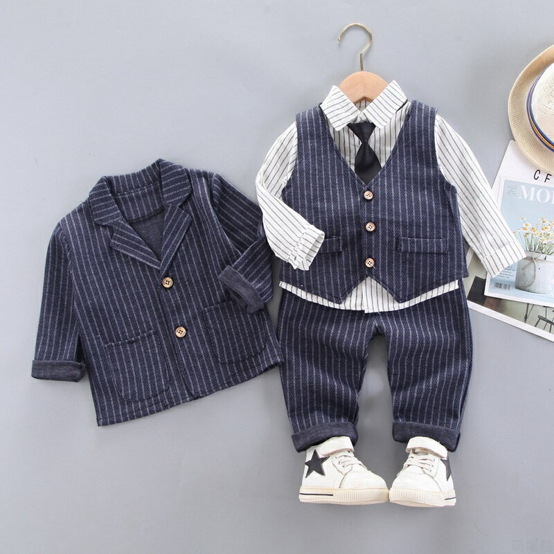 送料無料　子供スーツ 男の子 スーツ フォーマル 4点セット ベスト シャツ ジャケット 長ズボン 子供服 スーツ パンツ ワイシャツ チェック柄 肌に優しい 揃い 子供服 宴会 キッズ 紳士服 発表会 演出服 誕生日 入園式 入学式 80cm 90cm 100cm 110cm