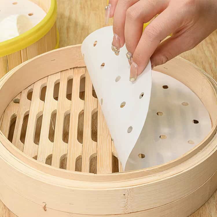シート 直径 シート 使い捨て 7.6cm~32cm 調理用紙 蒸篭 蒸紙 衛生的 せいろ キッチン せいろ 500枚入り せいろ用紙 調理器具 丸型 肉まん 料理用クックシート 蒸し料理 蒸し器 中華せいろ 穴有り 用紙 ペーパー くっつかない セイロ用紙 せいろシート gekiyasu1-10005962 激安屋 サンプル画像3