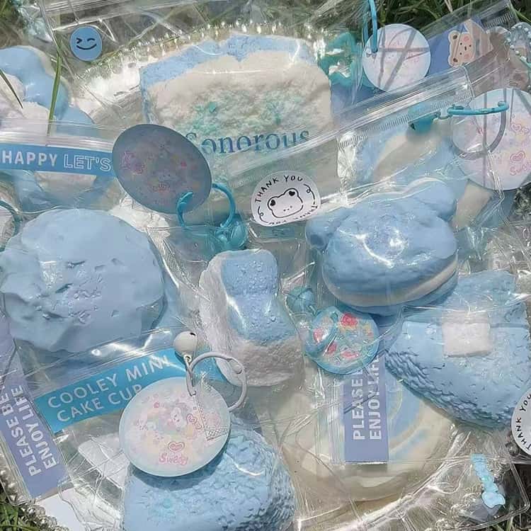 SNS話題 スクイーズ スクイーズケーキおもちゃ スクイーズ 低反発 ケーキおもちゃ ストレス解消 福袋 ぷにぷに 肉球スクイーズ 5点セット/6点セット 癒やし かわいい おもちゃ スクイーズ おもちゃ 猫 ドーナツ ケーキ gekiyasu1-10005969 激安屋 サンプル画像2