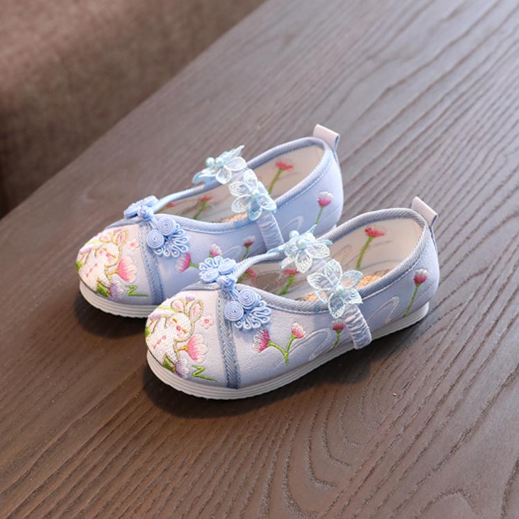 七五三 靴 草履 うさぎ柄 花柄 刺繍 3歳 5歳 女児 痛くない草履 楽ちん靴 女の子 キッズ 和装 靴 子供靴 履物 浴衣 着物 お正月 和服 和装シューズ 歩きやすい 軽量 柔らかい イベント お祭り 和柄の靴 送料無料