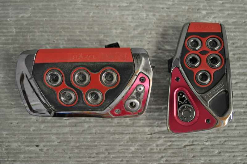 【中古】 ティーダ オーテック アクシス 後期 (NC11 C11) 破損無 RAZO ペダルセット ペダルカバー 7660-02931 7660-03016 s020023A 中古20250620