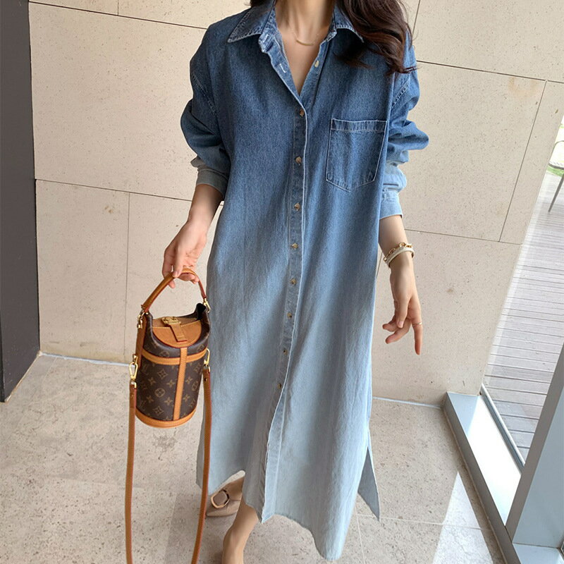デニム シャツワンピース ロング 春 長袖 デニムワンピース ロングシャツ ロングワンピース 大きいサイズ グラデーション ライトアウター 羽織 シャツ シャツワンピ マキシワンピース マキシ丈 きれいめ 大人 ゆったり カジュアル エレガント ぽっちゃり 体型カバー F