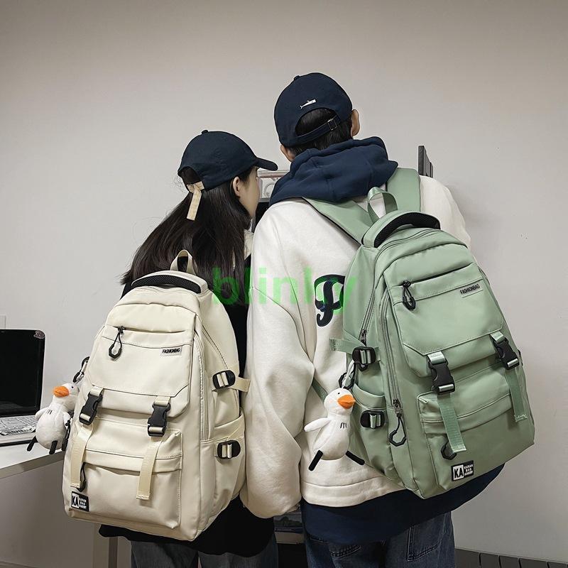 リュック 男女兼用 大容量 中学校 大学生 通学 通勤 女子 バックパック 男子 学生 旅行 スポーツ 軽い ..