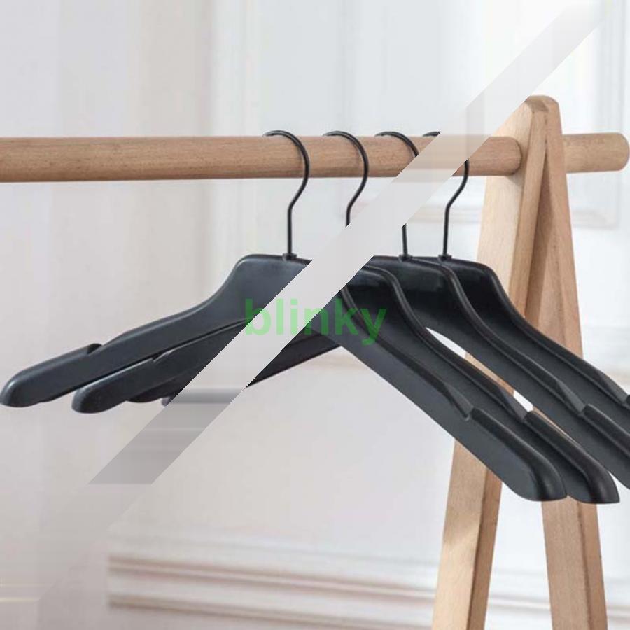 ハンガー 30本組 すべらないハンガー スリムなマジックハンガー 頑丈 クローゼット収納 特殊加工 ブラック スカート プラスチック 便利 360度回転