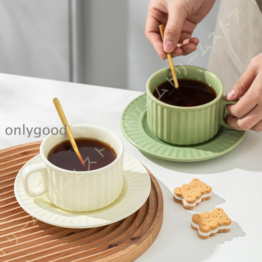 マグカップ コーヒーカップ おしゃれ エレガントなデザイン大容量ティーカップ 単色陶器マグカップ レ..