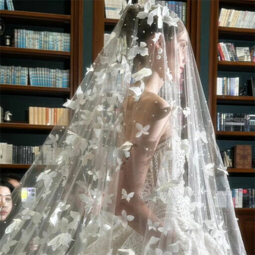 ウエディングベール ウェディング ベール Wedding Veil 3×3.5M 1.5×3M 1.5×2M 1.5×1.5M 3×5M ロング ベール 蝶 透け感 ブライダル ブライダル用品 結婚式 花嫁 夢幻 きれい ウエディングベール ウェディング ベール Wedding Veil 3×3.5M 1.5×3M 1.5×2M 1.5×1.5M 3×5M ロング ベール 蝶 透け感 ブライダル ブライダル用品 結婚式 花嫁 夢幻 きれい