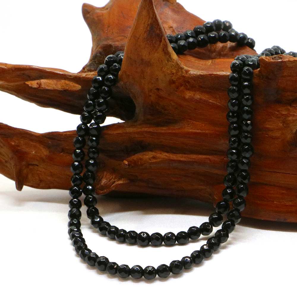 ○1連販売○オニキス【カット】4mm【天然石 ビーズ パワーストーン】