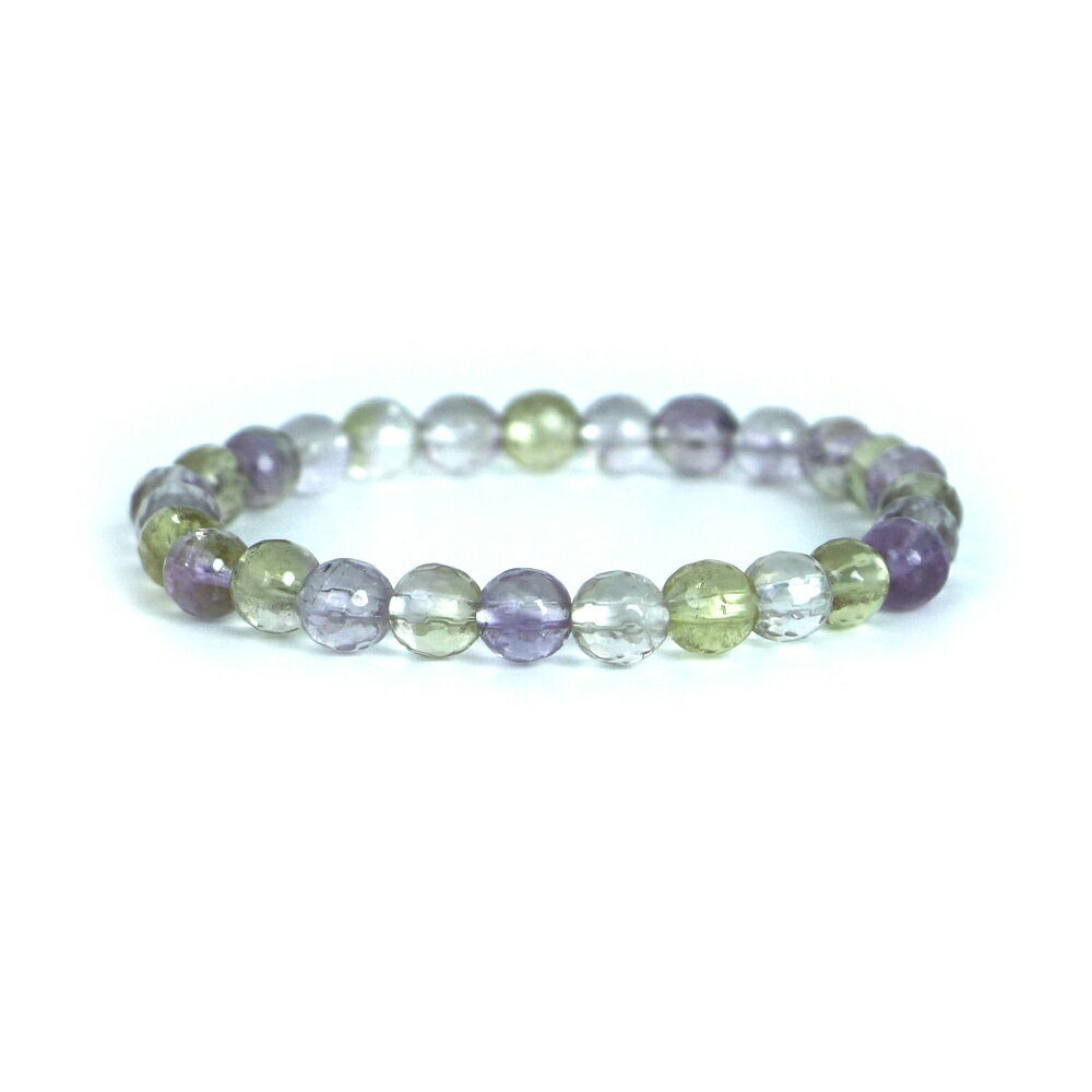 【ビーズサイズ】6mm 【腕回りサイズ】ご自身の腕回りサイズを計測いただき、ブレスレットサイズ（内径）からお選びください ＊ブレスレットサイズ（内径）は腕回りサイズ+1cmがおすすめのサイズとなります 【形】カット ＊ビーズサイズは0.5mm前後の誤差がある場合がございます 【商品説明】 アメトリンの単連ブレスレットになります アメジスト（紫水晶）とシトリン（黄水晶）が混ざりあったバイカラーの水晶で 和名で「紫黄水晶」（しおうすいしょう）と呼びます 主な産地はボリビア、スリランカ、マダガスカル産などとなりますが アメジストが過熱することによって黄色く変色し、シトリンとなりますが アメトリンはその途中工程の中で止まった状態のものになり パープルとイエローがきれいに交わった奇跡の水晶といえるでしょう アクセサリーとして流通しているアメトリンのほとんどは人工的に加熱処理されたものとなりますが アメトリンはアクセサリーとして使用される天然石でもとりわけ目を引くものの一つといえます ※商品ページ画像最後の2枚は当店取り扱いのビーズとなります ご注文後当店作成担当スタッフがビーズよりブレスレットを作成させていただきます （不良品以外の返品交換はお受けできませんので予めご了承の程お願いいたします） 【パワーストーンとして】 アメジストとシトリンの二面性を持つパワーストーンといわれます アメジストの「癒し」と、シトリンの「目標達成」に向けたパワーの両面を秘めたパワーストーンとなります 【配送につきまして】 ●メール便：送料250円（お買い物合計金額3,000円以上で1通分送料無料） ・ヤマト運輸ネコポスでのお届けとなります ・宅配便同様のお届け日数（翌日〜3日程度での配達）＊一部地域を除く ・ご自宅のポストへのお届けとなります（ご登録のお名前がポストへ記載があることをご確認お願い致します） ・大きさ（上限A4サイズ）：縦31.2cm、横22.8cm、厚さ2.5cm、重さ1kg以内 ※後払い（商品到着後コンビニなどでのお支払い）はご利用頂けます ※代引き決済はできません ※配送日時指定不可 ※発送後の住所変更はできませんので予めご注意ください ※商品紛失などの補償は基本的にございません ●宅配便：送料は配達地域によって異なります（お買い物合計金額3,980円以上で送料無料） ・佐川急便でのお届けとなります ・ドライバーによる手渡しでのお届け ・代引き決済はドライバーへ代金のお支払が可能となります （代引き手数料330円） ・配送日時指定可能 ※初回お届けより1週間以上お受け取りになられない場合は持ち戻りとなり返送となります 返送による送料は運送会社の定価送料を実費ご負担いただくことになりますので 予めご注意くださいますようお願い申し上げます ※当店の判断で日本郵便（レターパック）で発送させていただく場合もございます 予めご了承のほどお願い申し上げます　