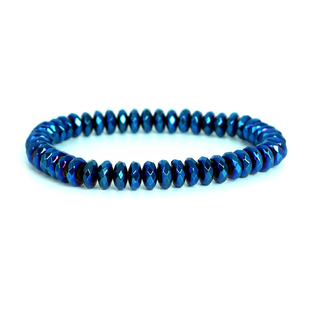 【ビーズサイズ】3×8mm 【腕回りサイズ】ご自身の腕回りサイズを計測いただき、ブレスレットサイズ（内径）からお選びください ＊ブレスレットサイズ（内径）は腕回りサイズ+1cmがおすすめのサイズとなります 【形】ボタンカット ＊ビーズサイズは0.5mm前後の誤差がある場合がございます 【商品説明】 ヘマタイトは鉄の酸化鉱物でガンメタリック調の色合いとなります こちらは表面にブルーメタリックのメッキをかけたものとなります 和名では赤鉄鉱（せきてっこう）といわれております ヘマタイトの語源は、ギリシャ語の「heima(血)」が由来で、血の石といわれております 天然ヘマタイトの主な産出国はアメリカ、ブラジルなどになります しかし流通しておりますヘマタイトで天然産出鉱物のものは稀で、本品も人工石のヘマタイトとなります ヘマタイトはアクセサリービーズとして大変コストパフォーマンスもよく 金属メッキとも相性がよく、シルバー、ゴールドなどカラーバリエーション広げてきました いろいろな形にも加工されモチーフも様々なものがあります また磁気を帯びたマグネットタイプもありマグネットブレスレットなども多く流通しております 【パワーストーンとして】 ヘマタイトは鉄が酸化した鉱物で粉末にすると赤くなることから「血」とつながりが強く生命力が宿るパワーストーンとされています 古代ローマでは兵士が護符として身に着けて戦場に赴いたといわれています ヘマタイトは危険から身を守ってくれる「身代わり石」と呼ばれ、災いからのお守りとしてよいといわれています また「勝利へ導く石」といわれ積極的に行動することで目標達成へと導いてくれるといわれています 【配送につきまして】 ●メール便：送料250円（お買い物合計金額3,000円以上で1通分送料無料） ・ヤマト運輸ネコポスでのお届けとなります ・宅配便同様のお届け日数（翌日?3日程度での配達）＊一部地域を除く ・ご自宅のポストへのお届けとなります（ご登録のお名前がポストへ記載があることをご確認お願い致します） ・大きさ（上限A4サイズ）：縦31.2cm、横22.8cm、厚さ2.5cm、重さ1kg以内 ※後払い（商品到着後コンビニなどでのお支払い）はご利用頂けます ※代引き決済はできません ※配送日時指定不可 ※発送後の住所変更はできませんので予めご注意ください ※商品紛失などの補償は基本的にございません ●宅配便：送料は配達地域によって異なります（お買い物合計金額3,980円以上で送料無料） ・佐川急便でのお届けとなります ・ドライバーによる手渡しでのお届け ・代引き決済はドライバーへ代金のお支払が可能となります （代引き手数料330円） ・配送日時指定可能 ※初回お届けより1週間以上お受け取りになられない場合は持ち戻りとなり返送となります 返送による送料は運送会社の定価送料を実費ご負担いただくことになりますので 予めご注意くださいますようお願い申し上げます ※当店の判断で日本郵便（レターパック）で発送させていただく場合もございます 予めご了承のほどお願い申し上げます　