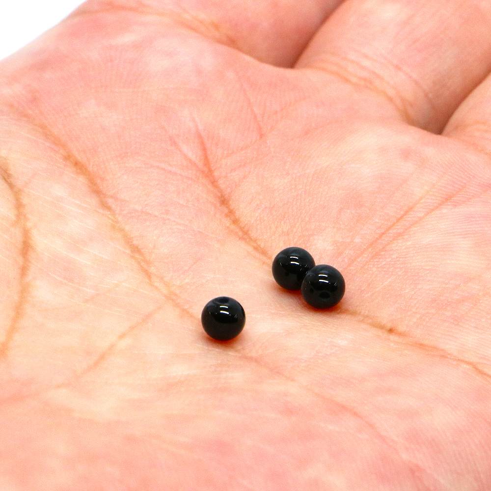 ●1粒売り●オニキス【丸玉】4mm【天然石 ビ...の紹介画像2